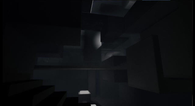 ����E����